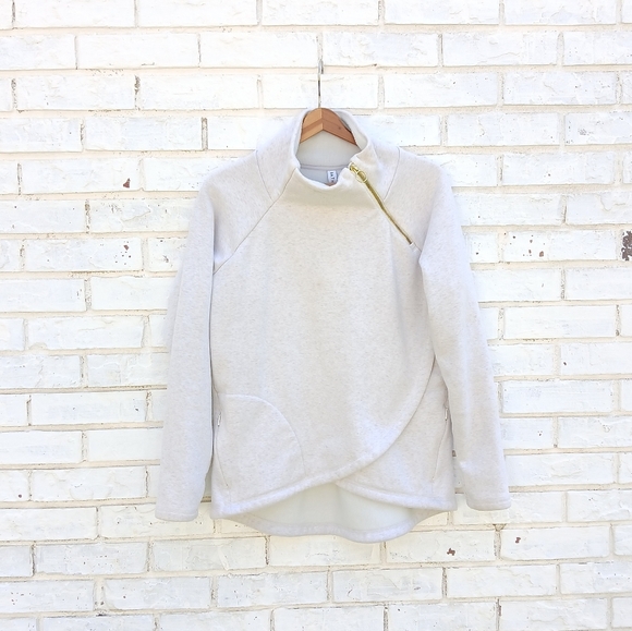 Athleta Cozy Karma Asym Pullover Small - Picture 2 of 9